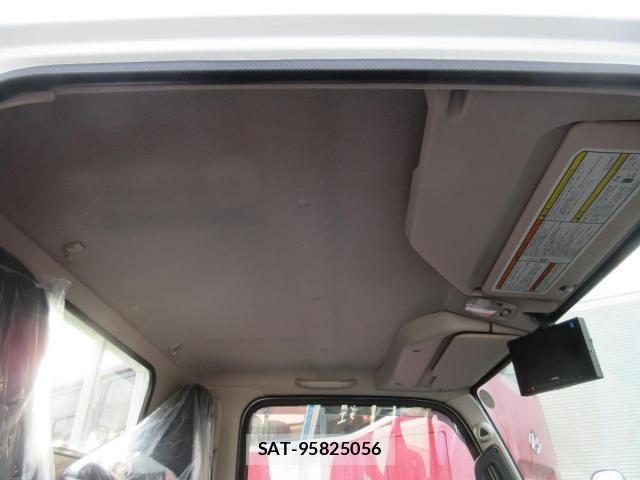 Mitsubishi CANTER 2025-11 4039374-17