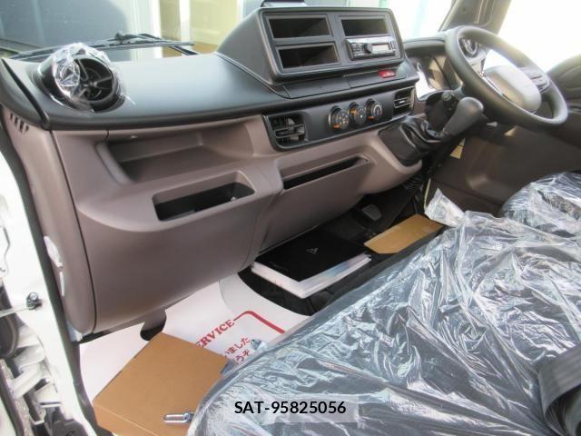 Mitsubishi CANTER 2025-11 4039374-20