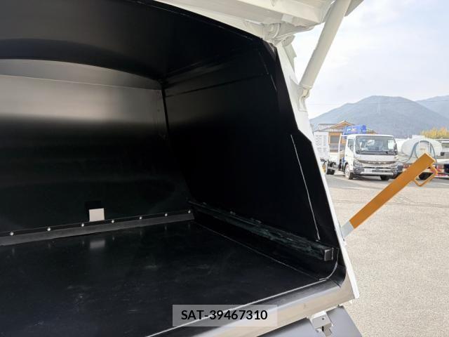 Mitsubishi CANTER 2025-05 4039343-16