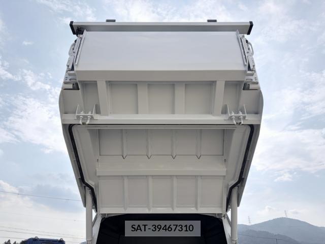 Mitsubishi CANTER 2025-05 4039343-22