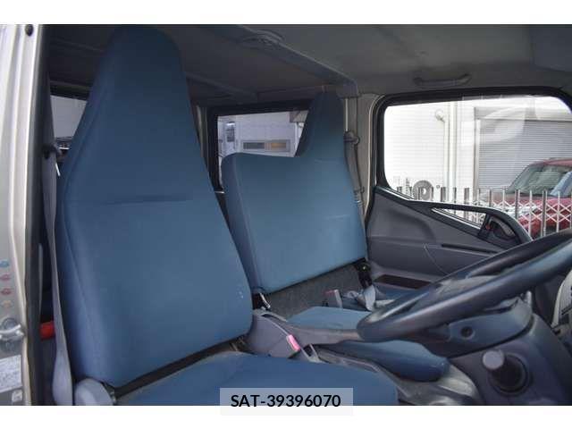 Mitsubishi CANTER 2013-11 4039400-10