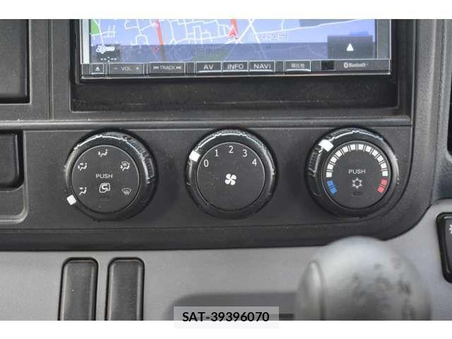 Mitsubishi CANTER 2013-11 4039400-7