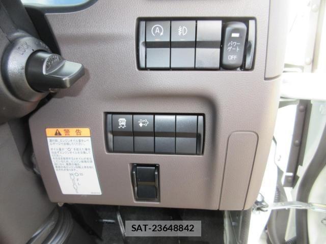 Mitsubishi CANTER 2025-11 4039366-9