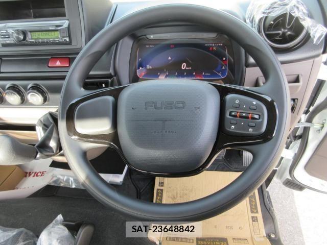 Mitsubishi CANTER 2025-11 4039366-10