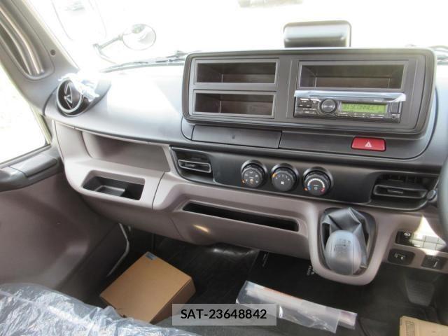 Mitsubishi CANTER 2025-11 4039366-11