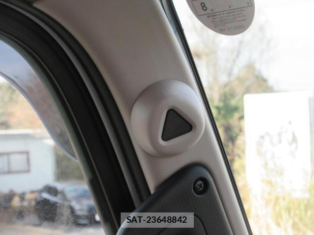 Mitsubishi CANTER 2025-11 4039366-16