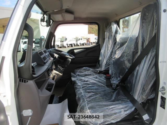 Mitsubishi CANTER 2025-11 4039366-19