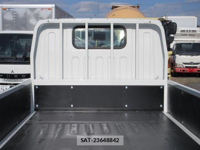 Mitsubishi CANTER 2025-11 4039366-25