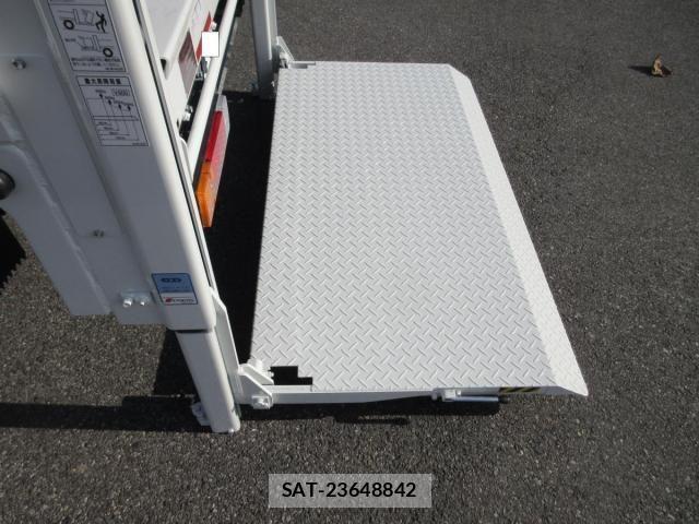 Mitsubishi CANTER 2025-11 4039366-26