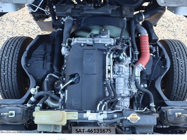 Mitsubishi CANTER 2021-02 4039392-17