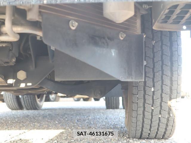 Mitsubishi CANTER 2021-02 4039392-23