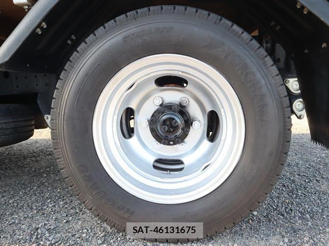 Mitsubishi CANTER 2021-02 4039392-25