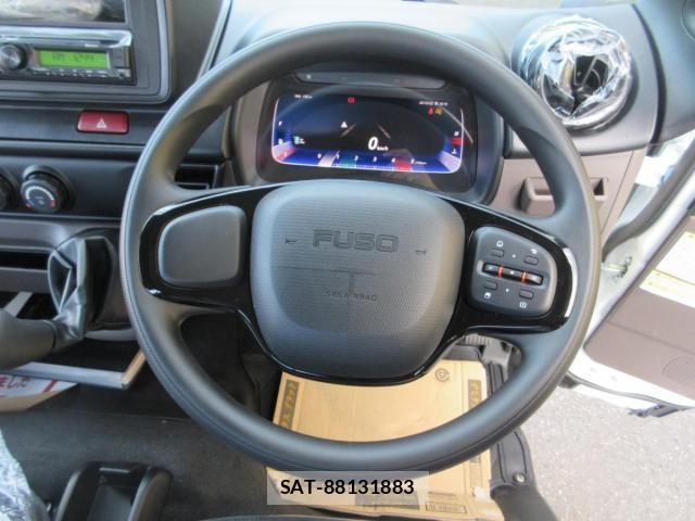 Mitsubishi CANTER 2025-11 4039363-10