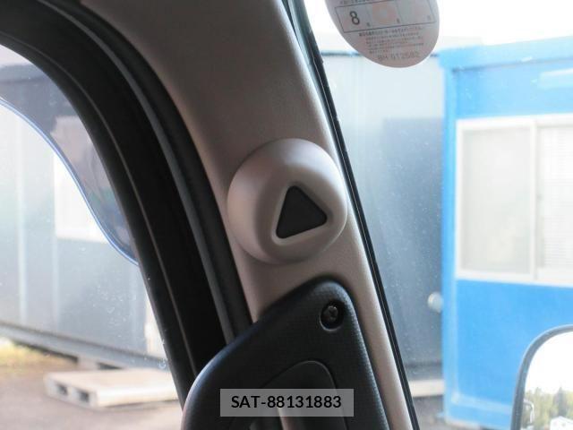 Mitsubishi CANTER 2025-11 4039363-16