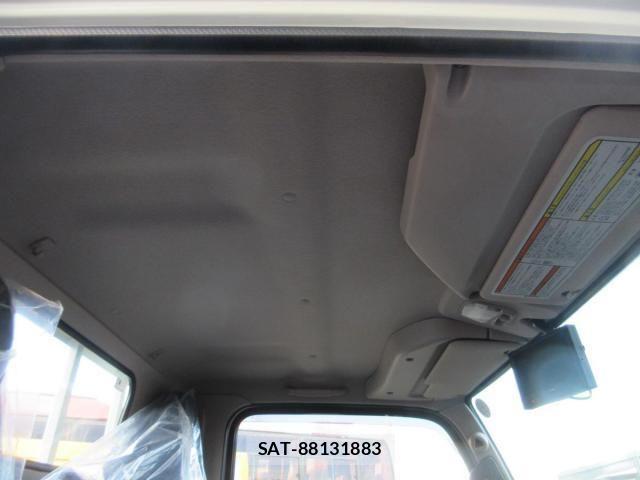 Mitsubishi CANTER 2025-11 4039363-17