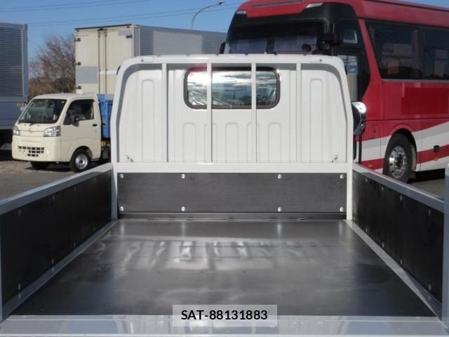 Mitsubishi CANTER 2025-11 4039363-23