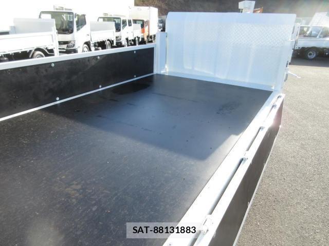 Mitsubishi CANTER 2025-11 4039363-29