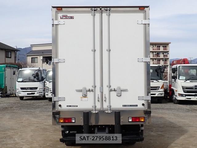Mitsubishi CANTER 2023-05 4108604-5