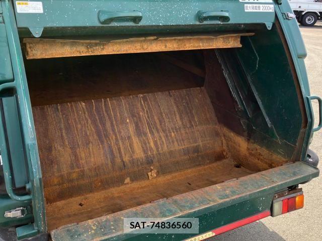 Mitsubishi CANTER 2017-08 4108634-9
