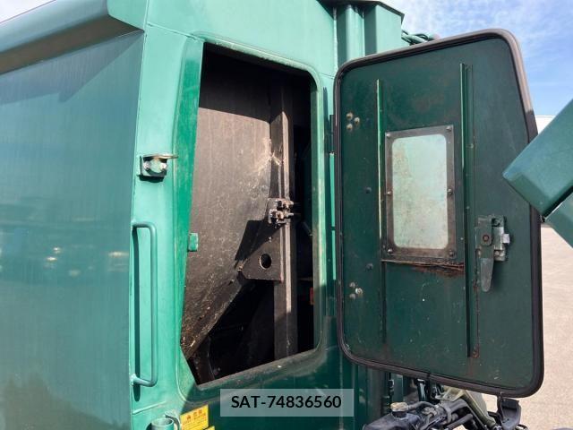 Mitsubishi CANTER 2017-08 4108634-10