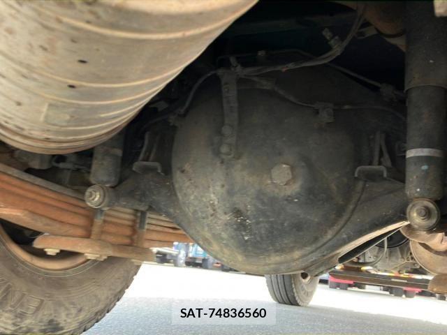 Mitsubishi CANTER 2017-08 4108634-13