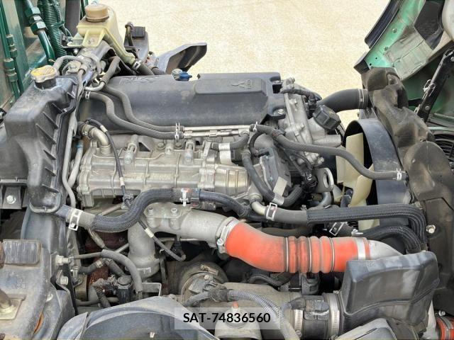 Mitsubishi CANTER 2017-08 4108634-15