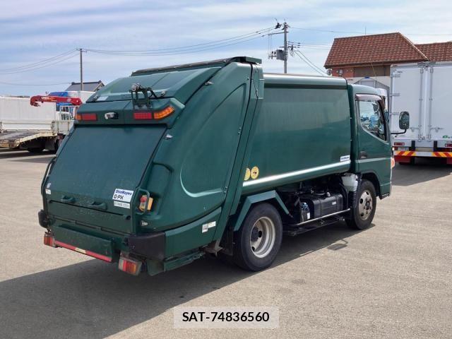 Mitsubishi CANTER 2017-08 4108634-2