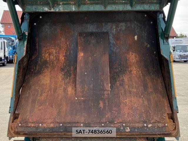 Mitsubishi CANTER 2017-08 4108634-8