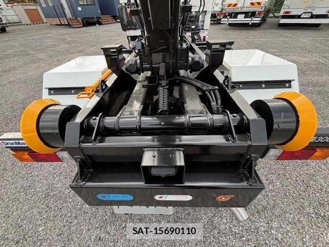 Mitsubishi CANTER 2025-05 4108586-17