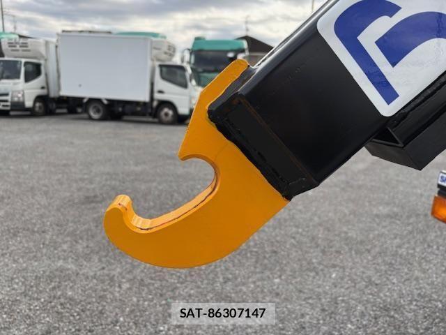 Mitsubishi CANTER 2025-06 4108589-27