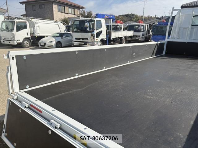 Mitsubishi CANTER 2024-09 4108599-9