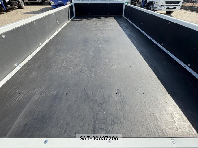Mitsubishi CANTER 2024-09 4108599-11