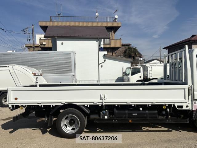Mitsubishi CANTER 2024-09 4108599-4