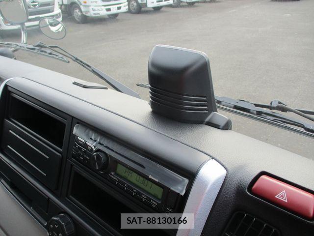 Mitsubishi CANTER 2024-10 4174878-20