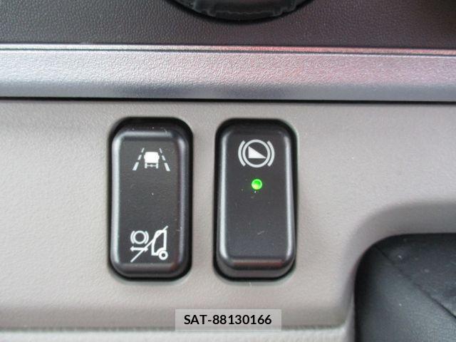 Mitsubishi CANTER 2024-10 4174878-24