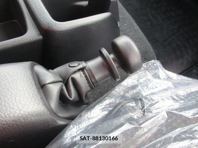 Mitsubishi CANTER 2024-10 4174878-25