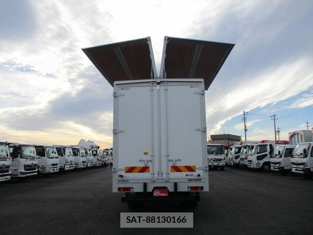 Mitsubishi CANTER 2024-10 4174878-3