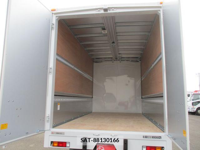 Mitsubishi CANTER 2024-10 4174878-7