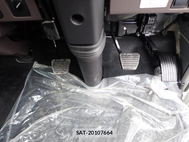 Mitsubishi CANTER 2025-10 4174875-19