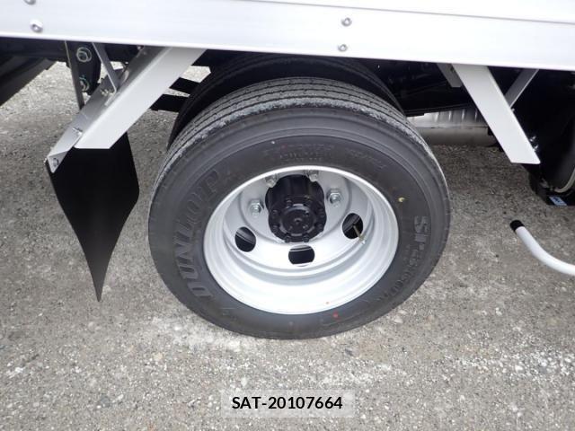 Mitsubishi CANTER 2025-10 4174875-25