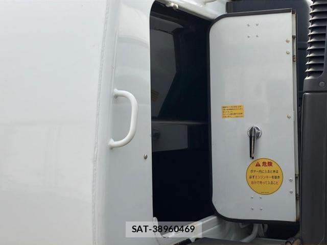 Mitsubishi CANTER 2021-11 4174873-10