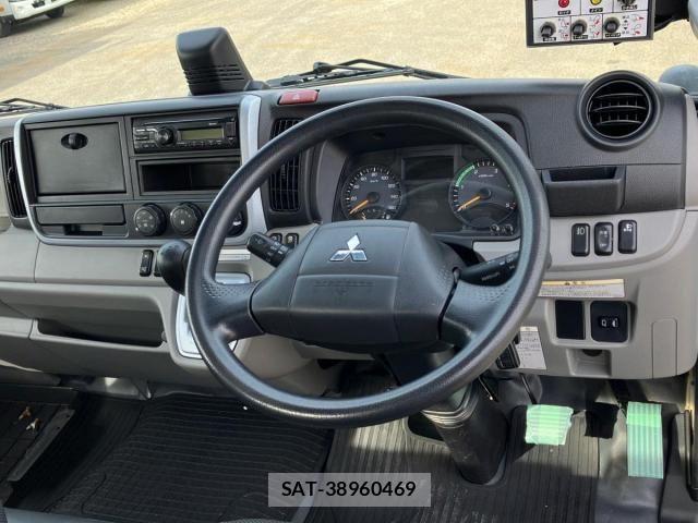 Mitsubishi CANTER 2021-11 4174873-18