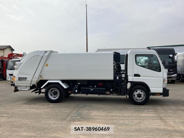 Mitsubishi CANTER 2021-11 4174873-5
