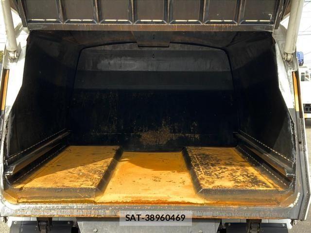 Mitsubishi CANTER 2021-11 4174873-7