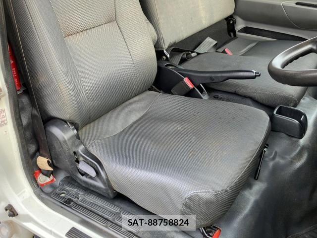 Mitsubishi CANTER 2021-09 4321214-18