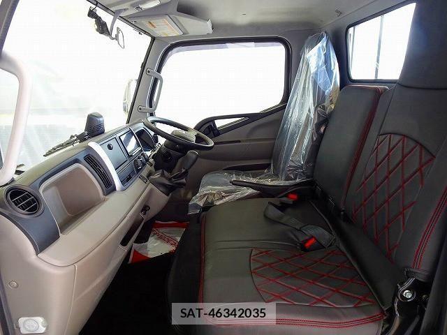 Mitsubishi CANTER 2020-01 4321210-7