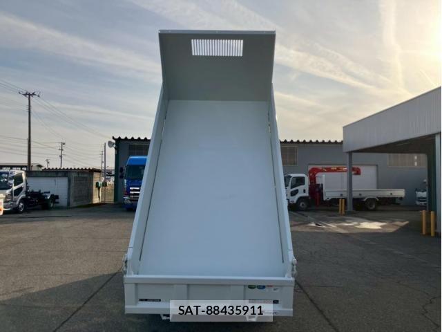 Mitsubishi CANTER 2025-11 4321204-9