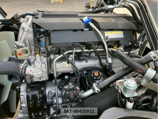 Mitsubishi CANTER 2025-11 4321204-16