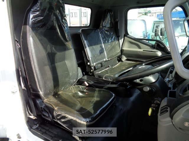Mitsubishi CANTER 2018-01 4321222-4