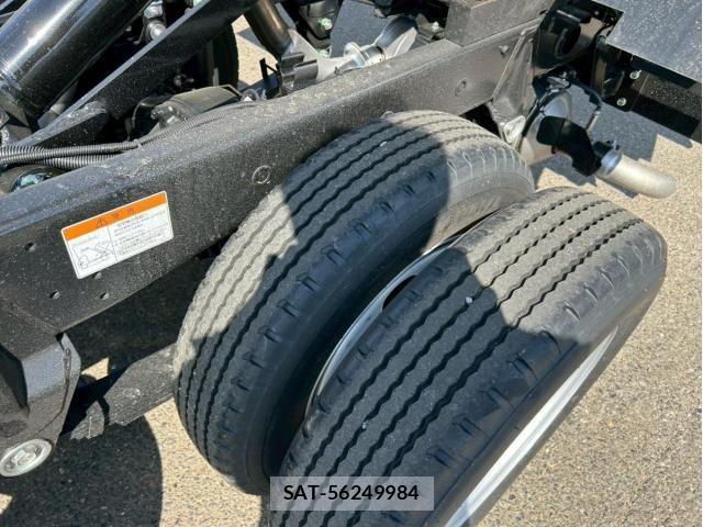 Mitsubishi CANTER 2025-11 4370058-13